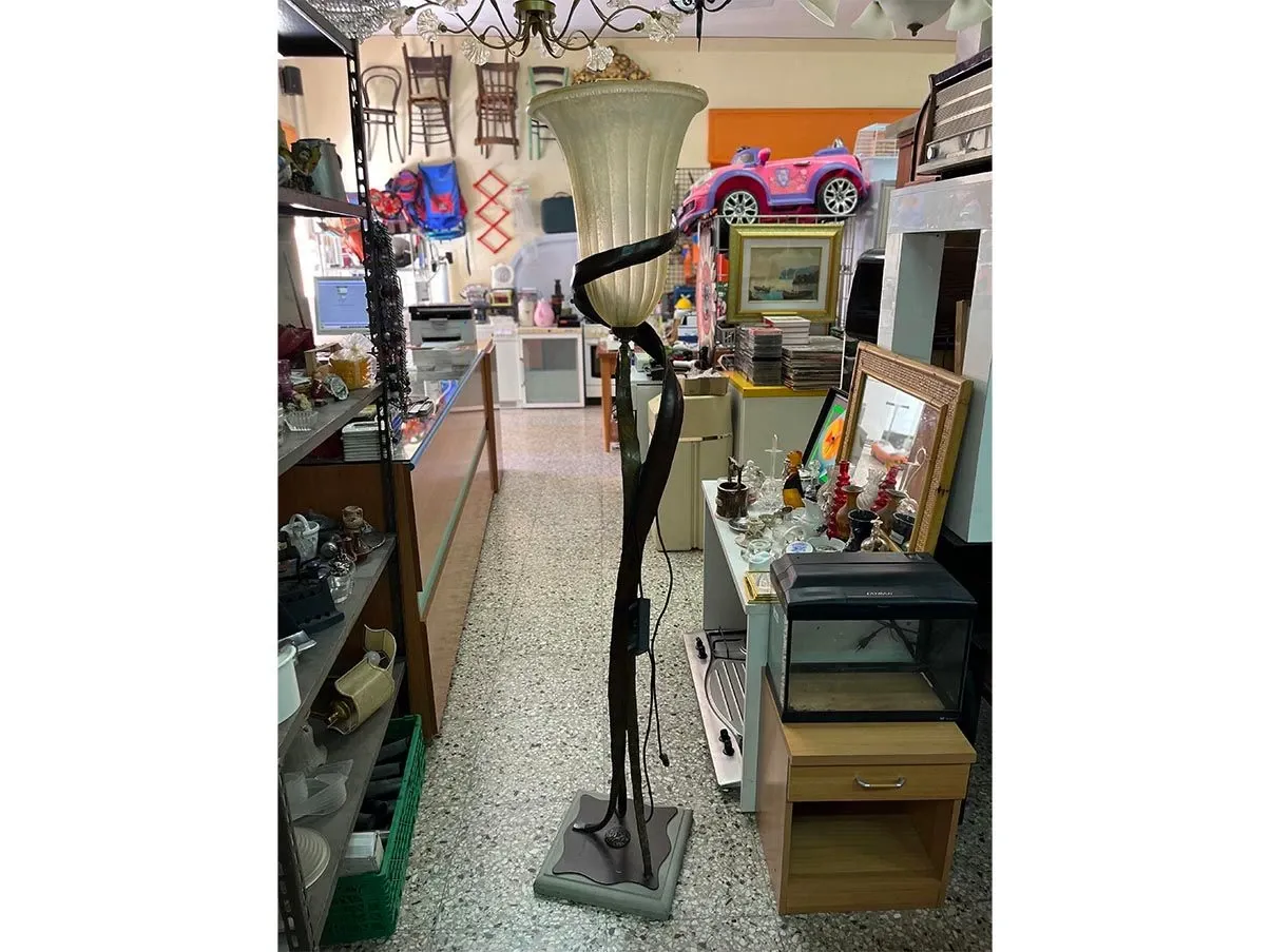 Piantana vintage in ferro battuto e vetro (anni'90) 1