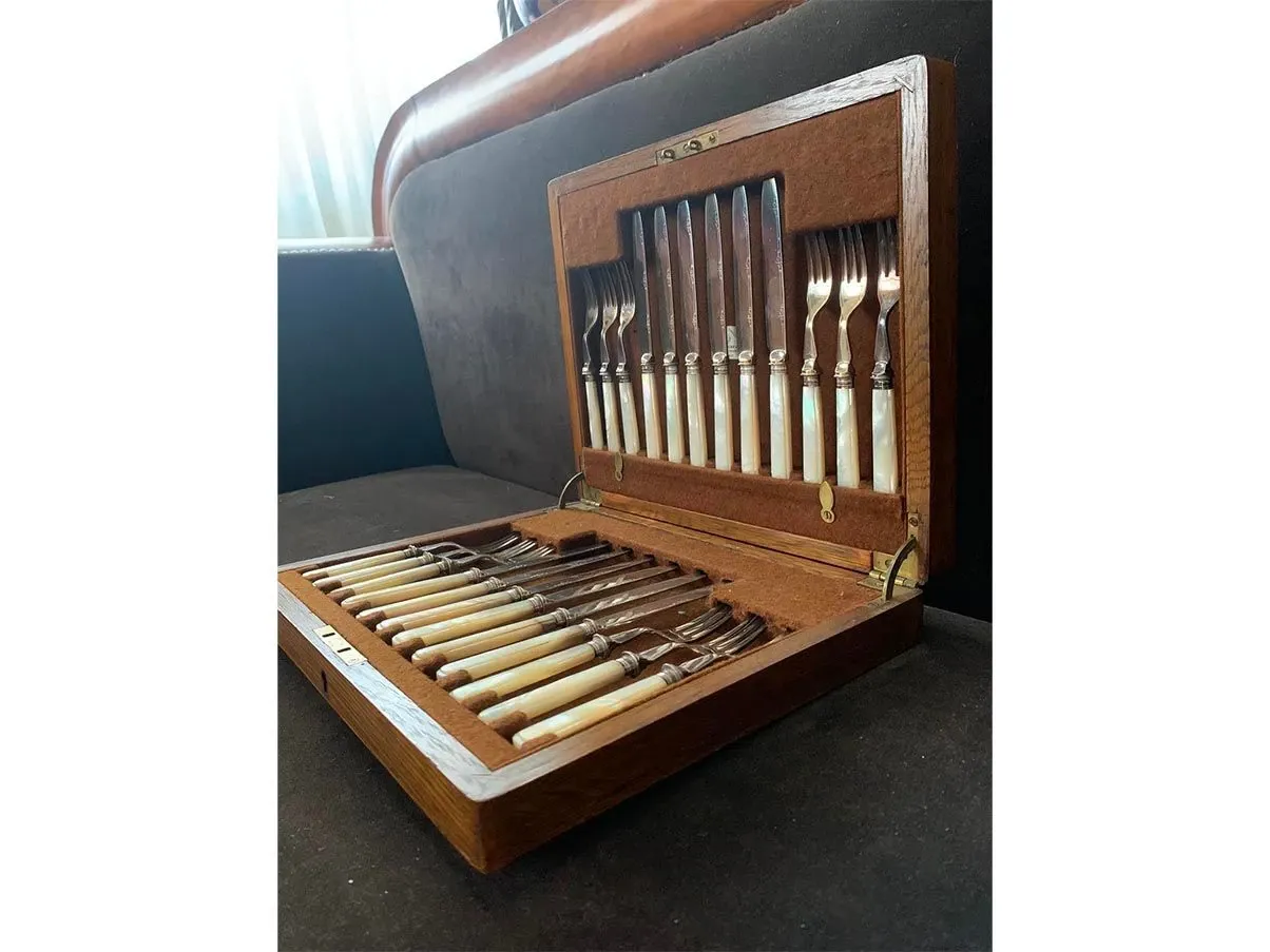 Antique cutlery set for 12 people (19th century), Mappin and Webb 2