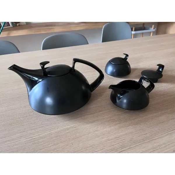 Linie Tac black teapot, sugar bowl and milk jug set, Rosenthal Studio  image