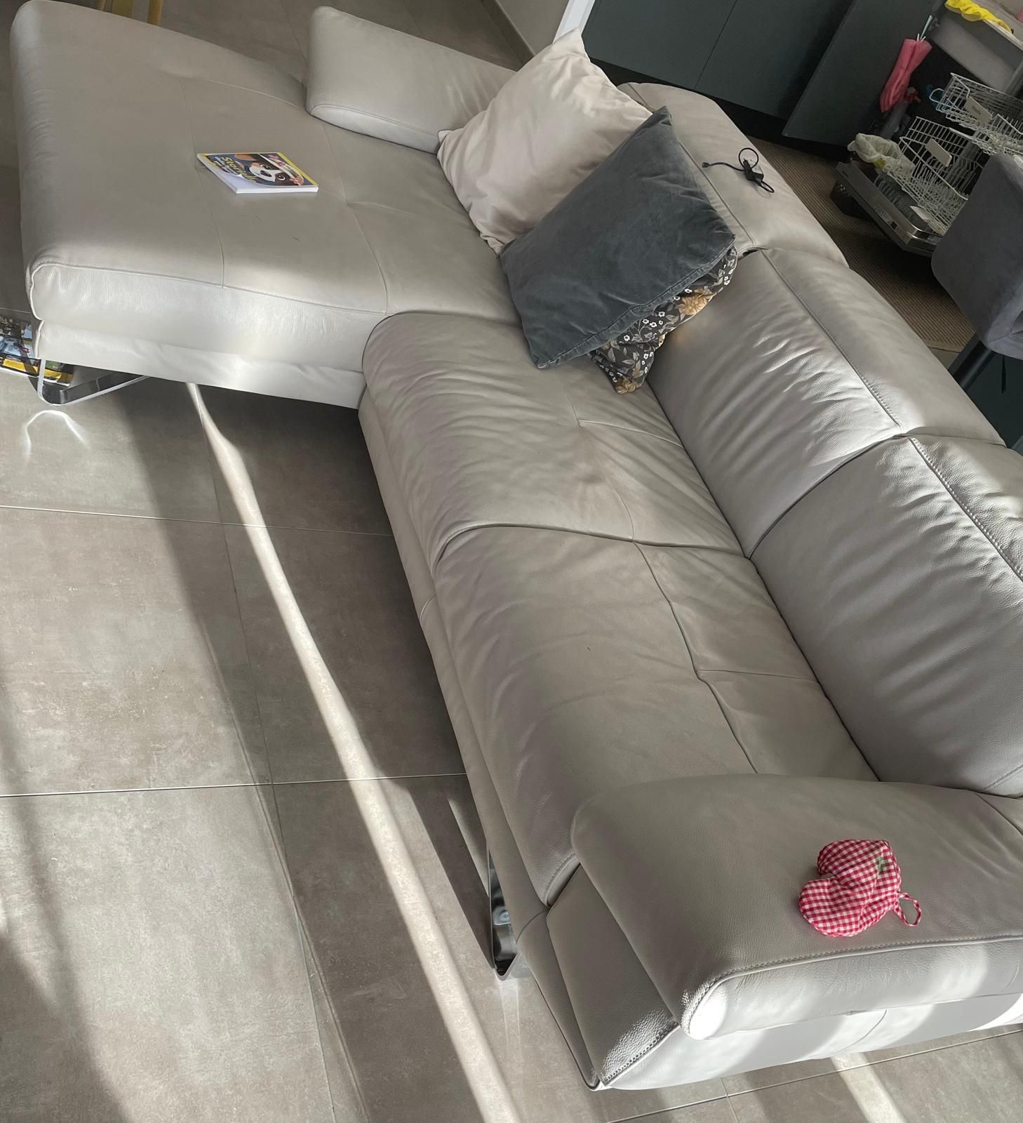 Divano 3 posti  in pelle primo fiore (beige), Natuzzi 9