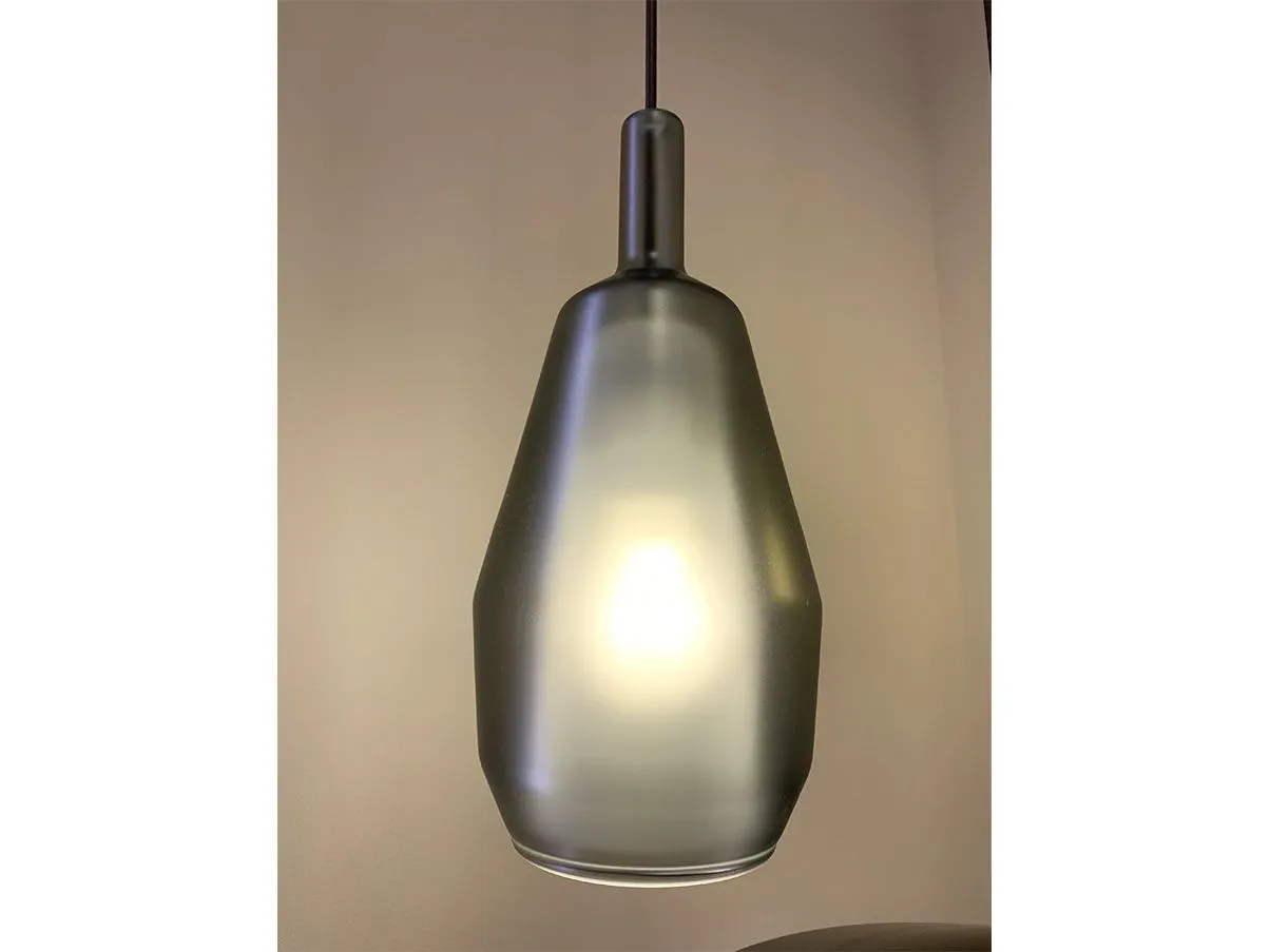 MoM Slim pendant lamp in glass (green), Penta 1