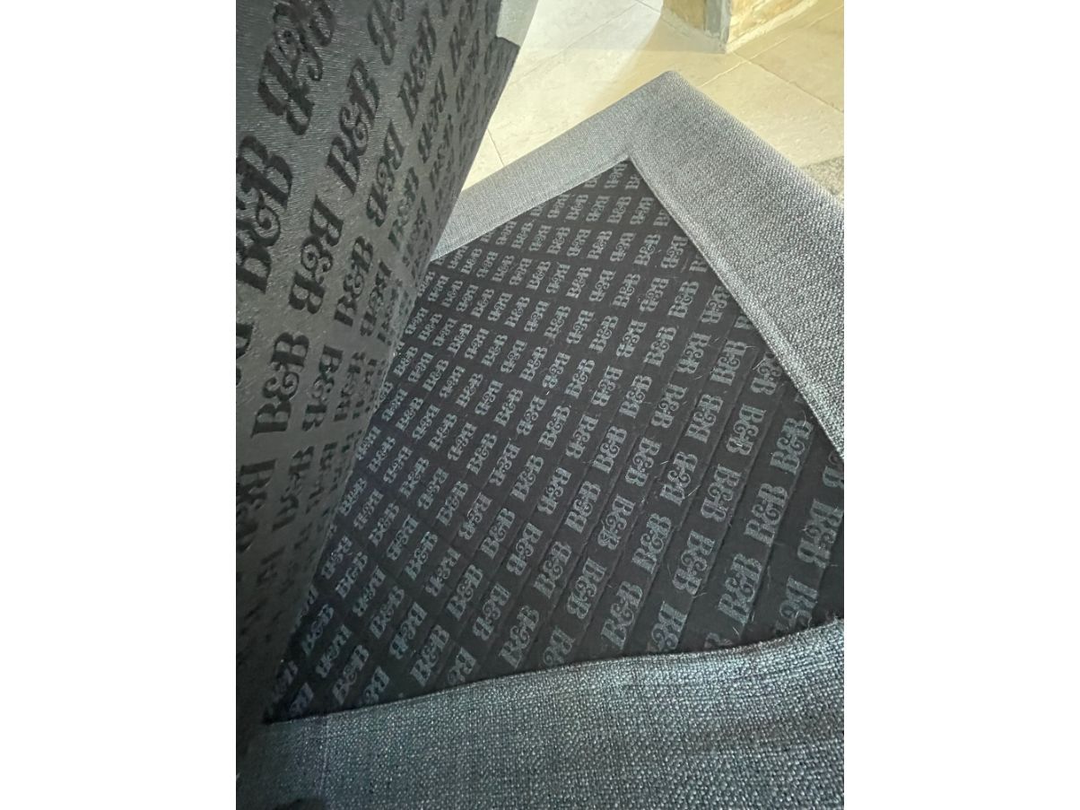 Divano componibile e modulare Charles in tessuto grigio di Antonio Citterio, B&B Italia Brand