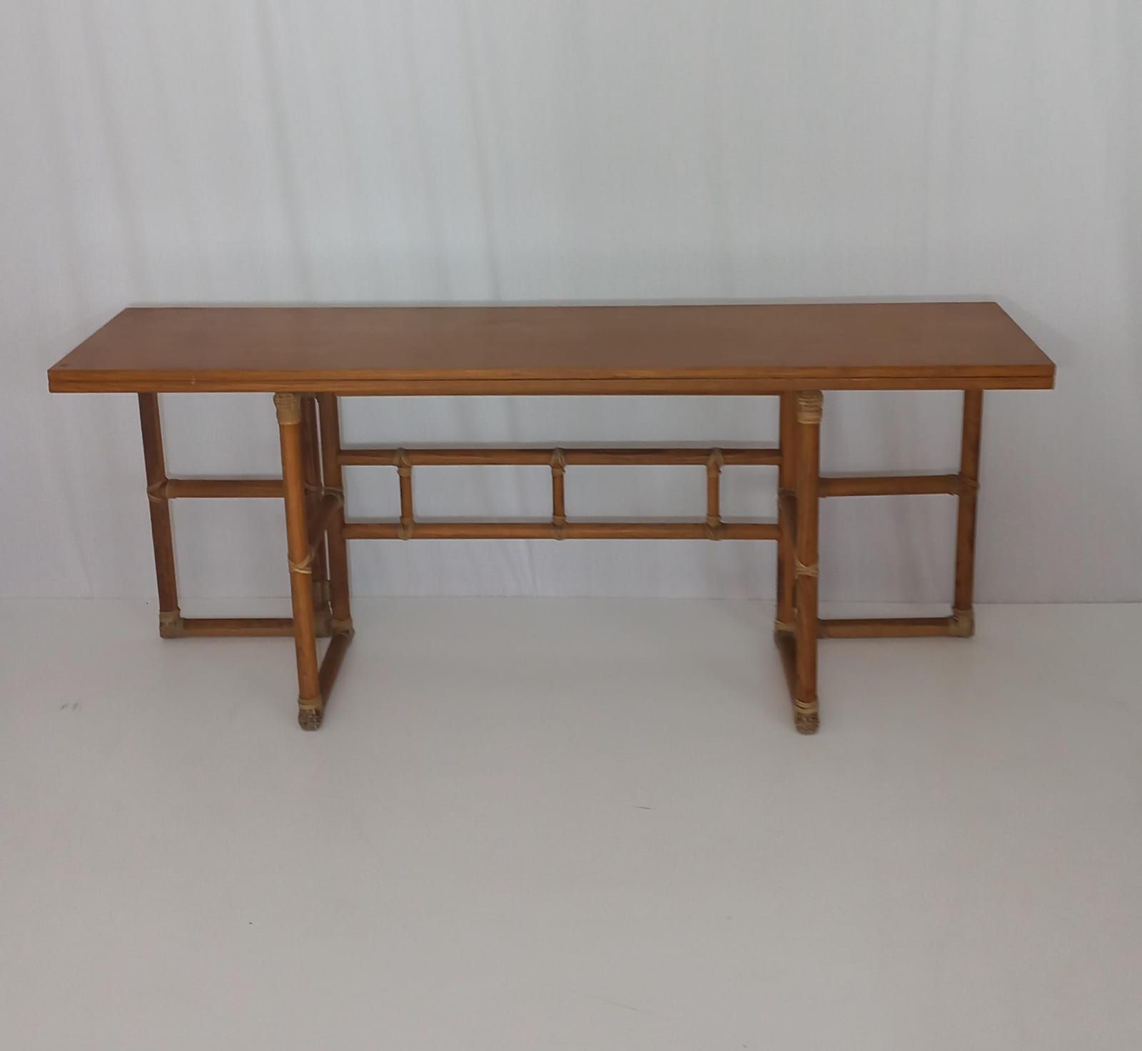 Consolle/tavolo McGuire in legno di rovere e rattan di Lyda Levi (anni '70) Main