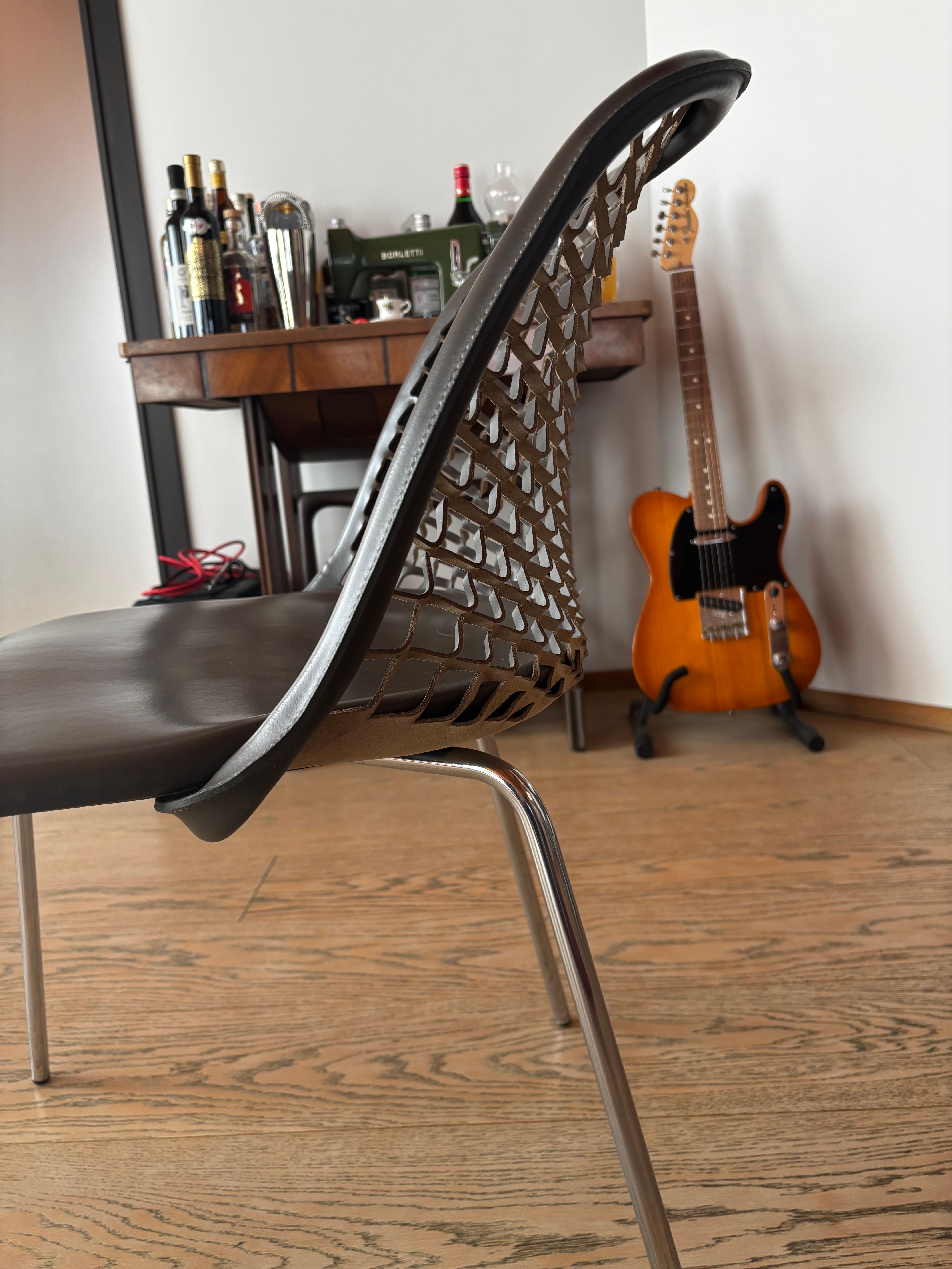 Set of 8 Zoe Ze01 chairs in leather and steel, Matteograssi Side