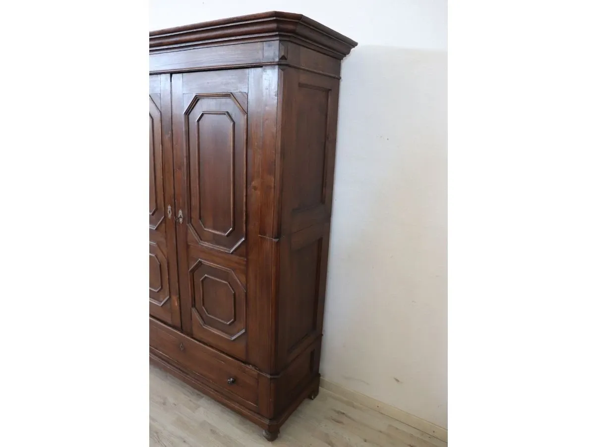 Armadio in legno di pioppo vintage ('800) 2
