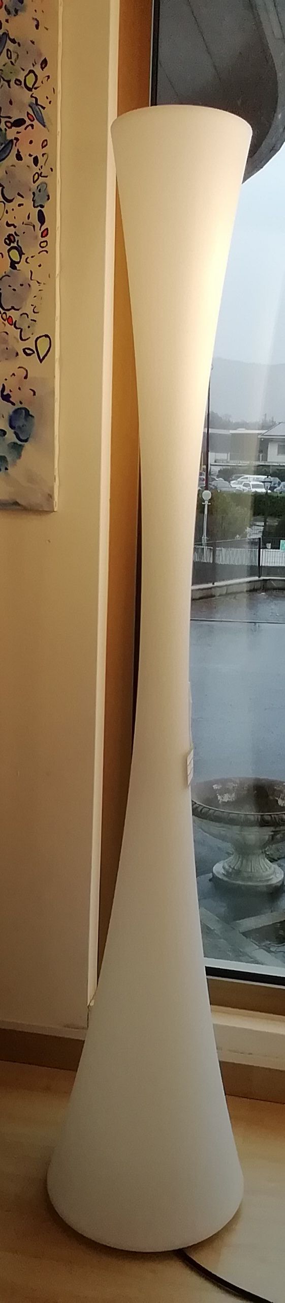 Lampada da terra Biconica di Elio e Emiliana Martinelli Main