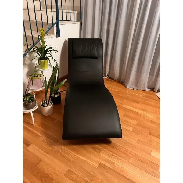 Art chaise longue in black leather, Dall'Agnese image