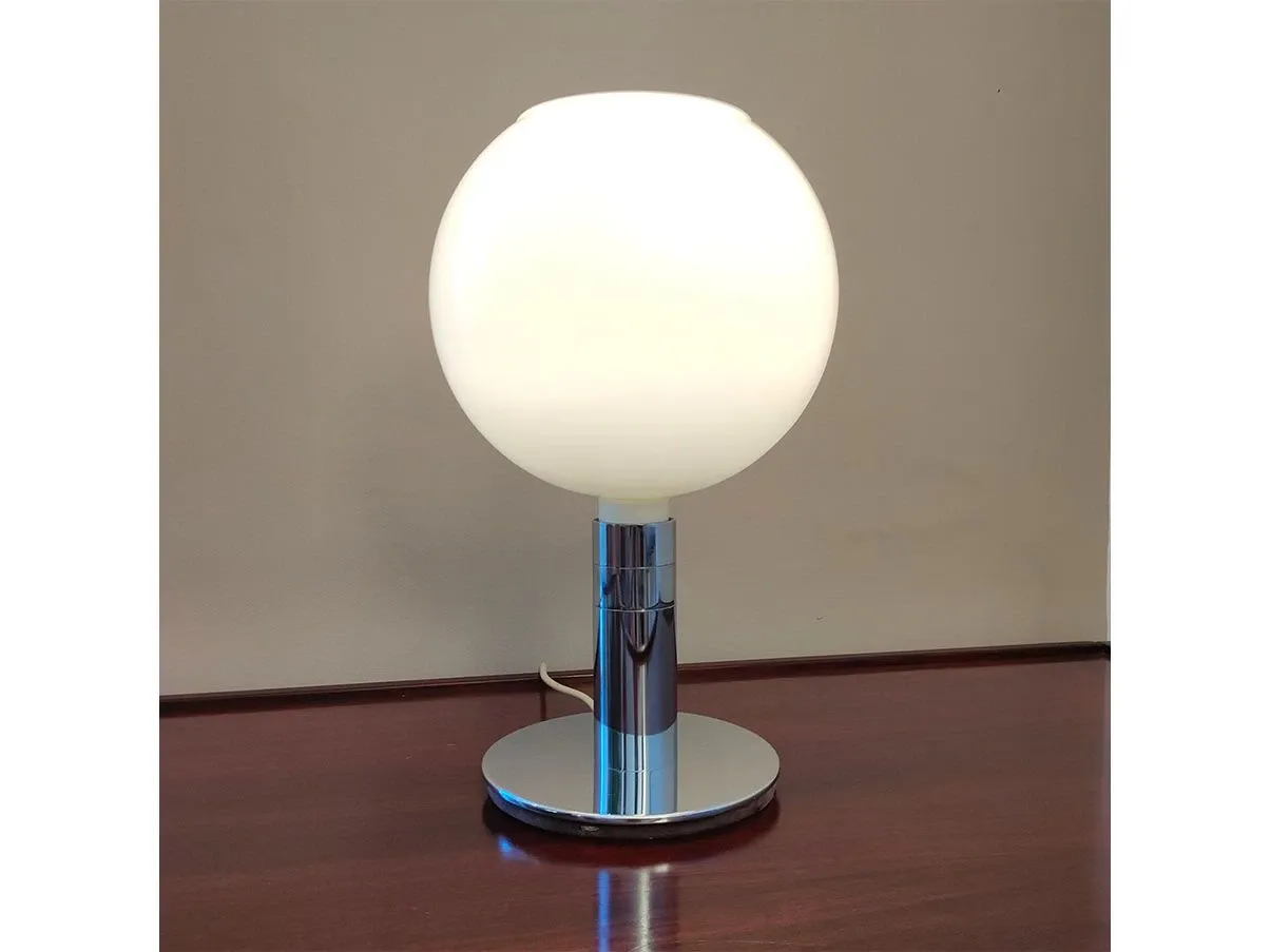 Lampada da tavolo in vetro bianco (anni'60), 1