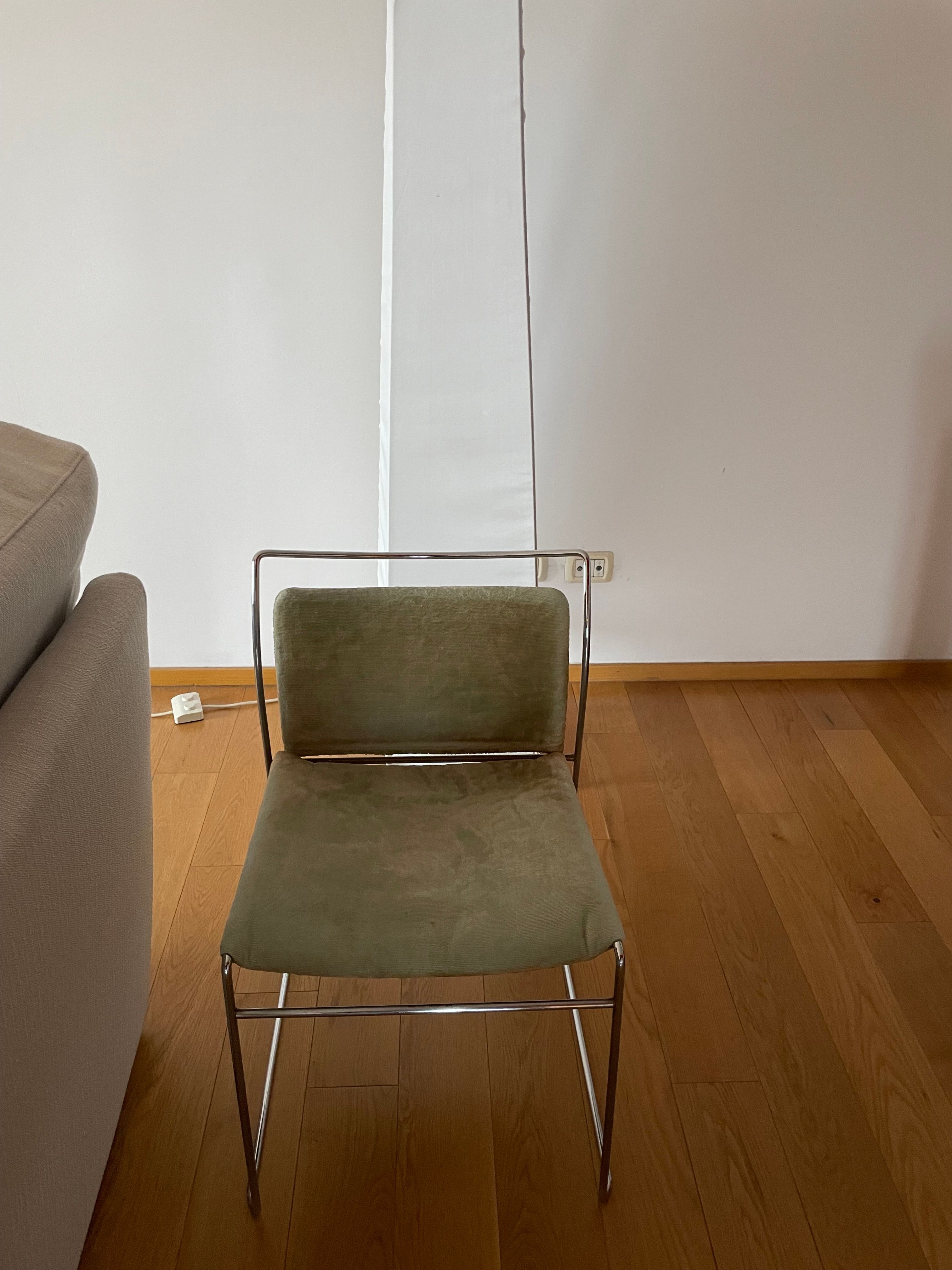 Set of 8 Tulu chairs by Kazuhide Takahama (70s), Simon Optional8