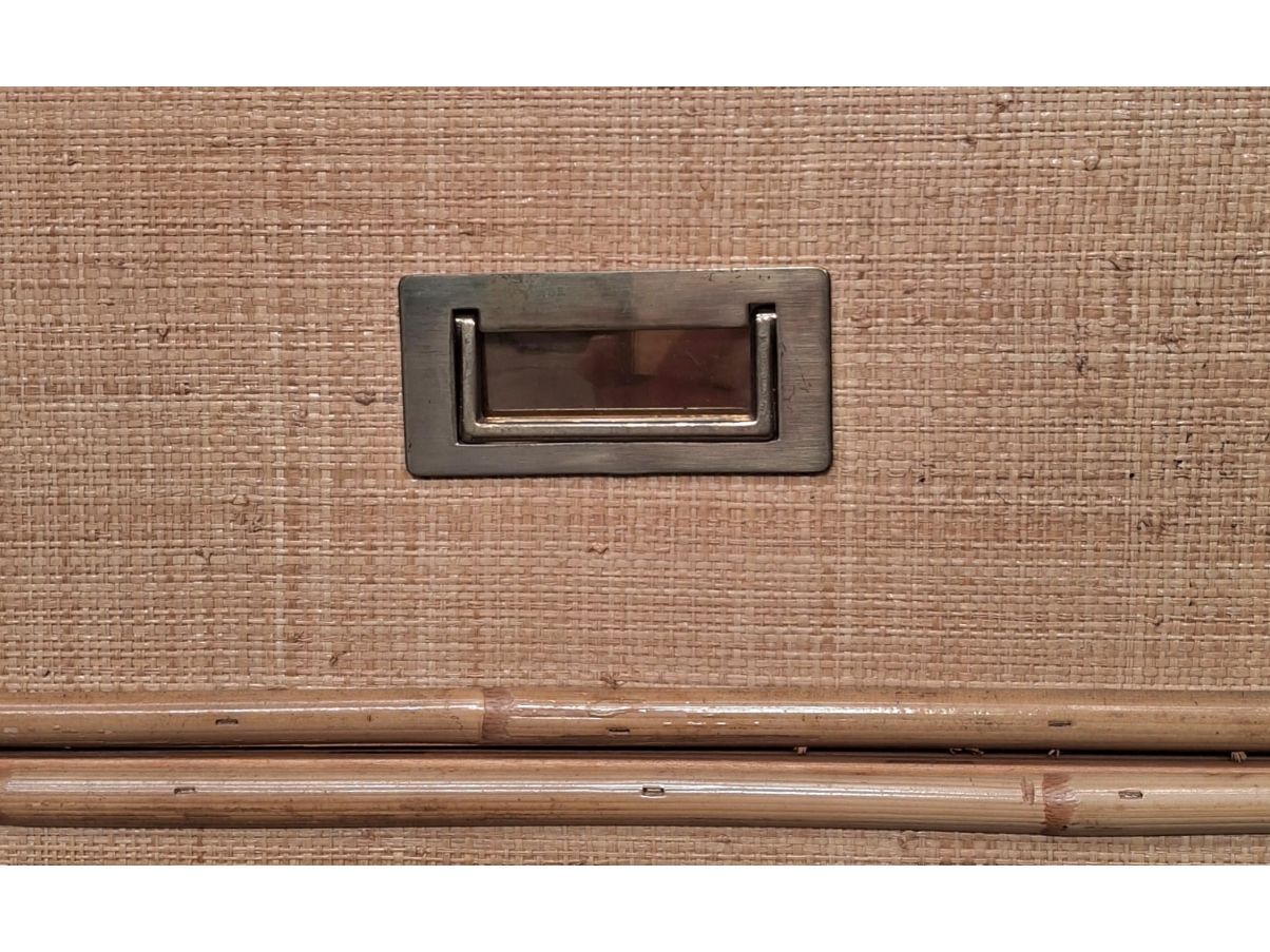 Wooden rattan and wicker chest of drawers (70s) Details