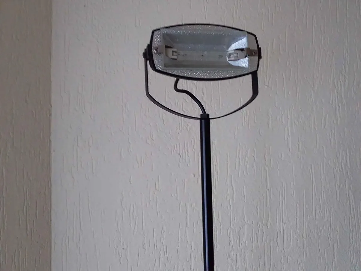 Lampada da terra orientabile con dimmer Relux, Teknodesign 5