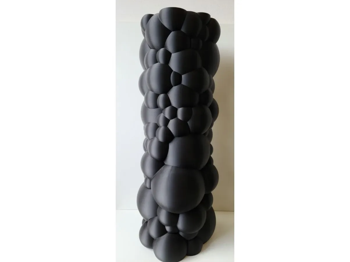 Black Zeus sculpture vase, DygoDesign 1