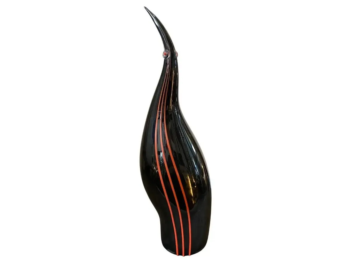 Penguin modernist sculpture in Murano glass, Seguso image