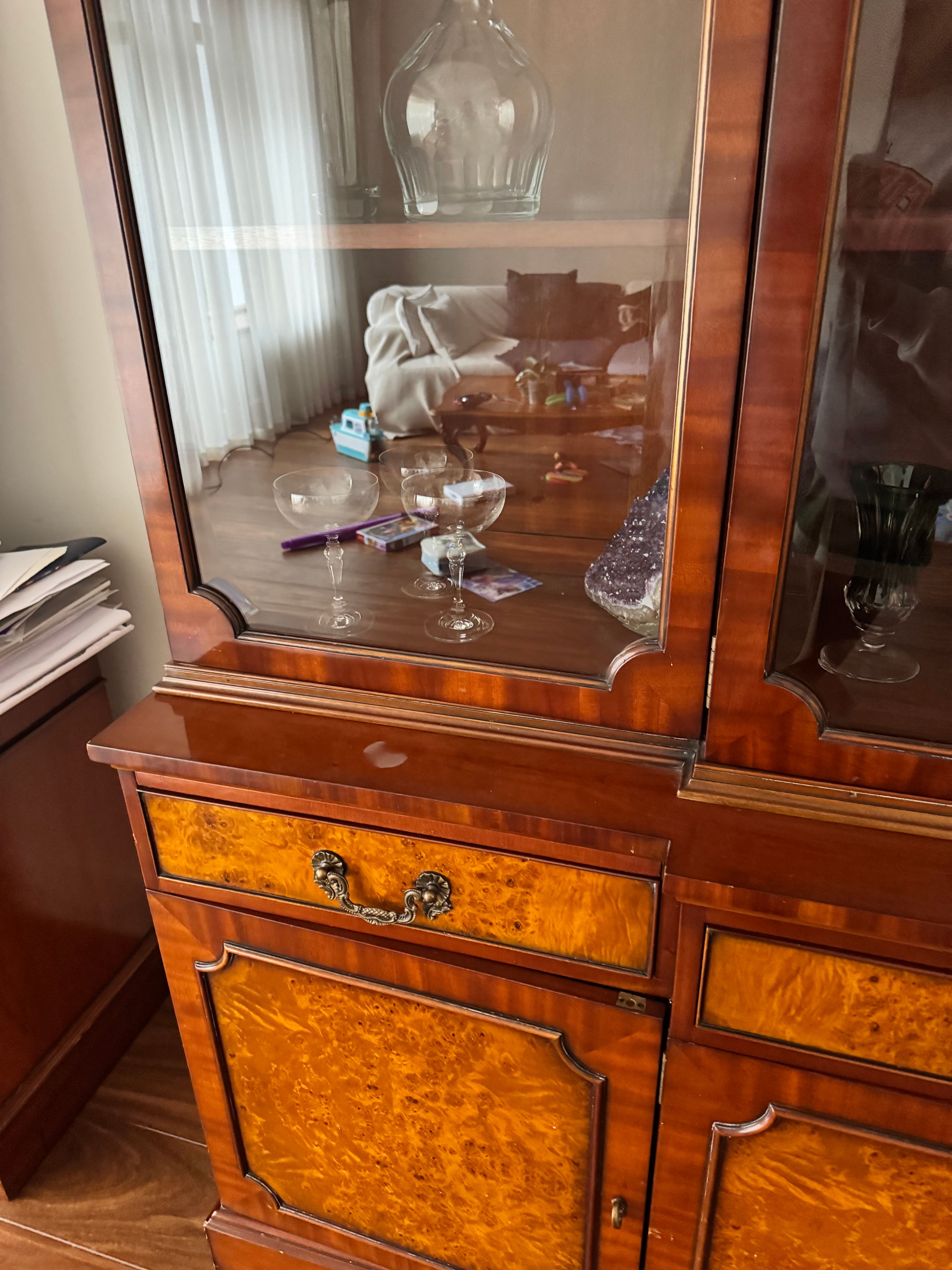 Vintage Mahagoni Holz Sideboard Defects