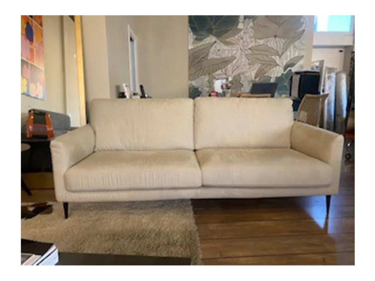 Divano 3 posti Tidy in tessuto beige 1