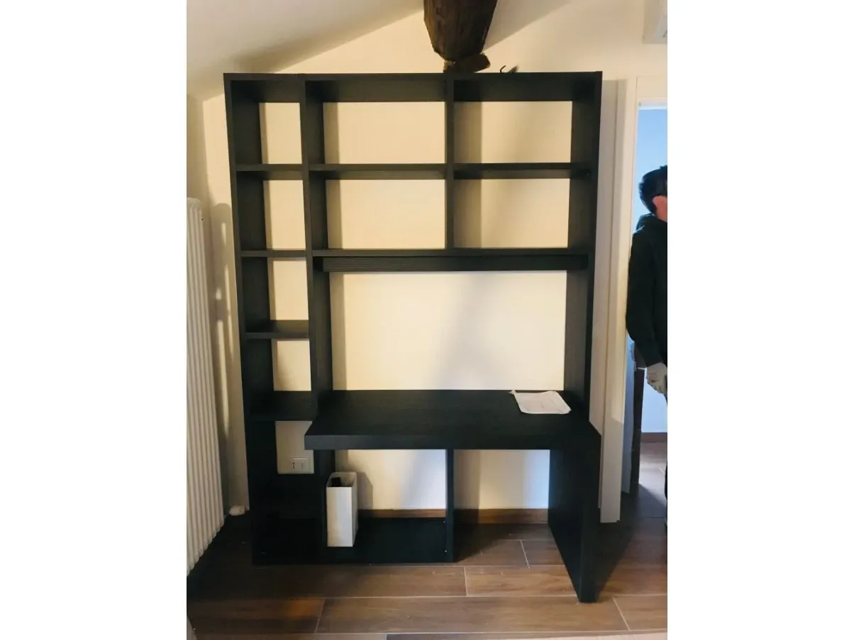 Shelf in black oak wood, Lema 2