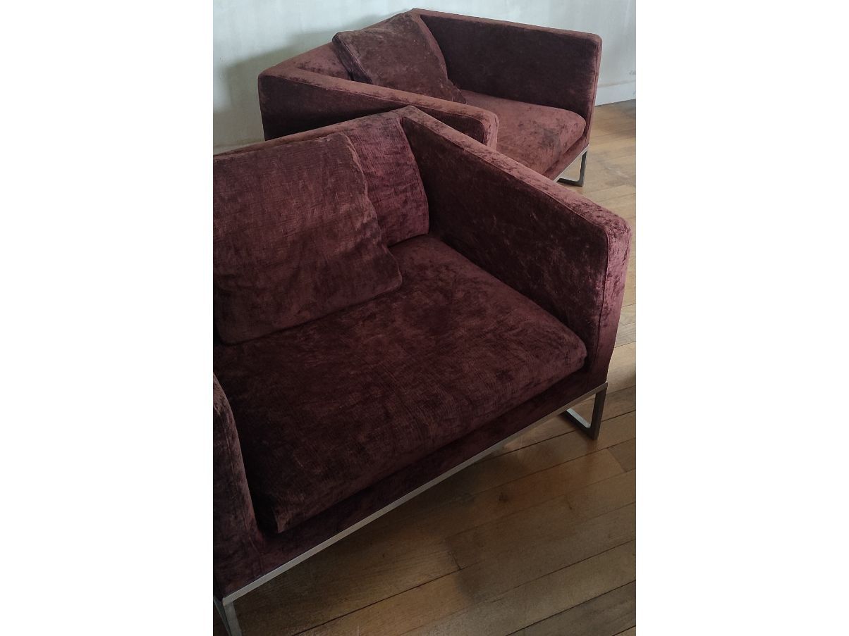 Set of 2 Brown Tight Armchairs by Antonio Citterio Side