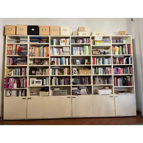 White bookcase, Poliform image