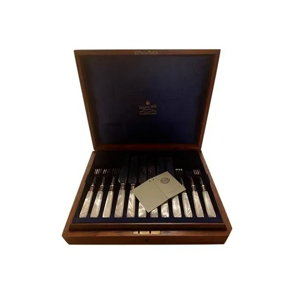 Antique cutlery set for 6 people (19th century), Mappin and Webb 