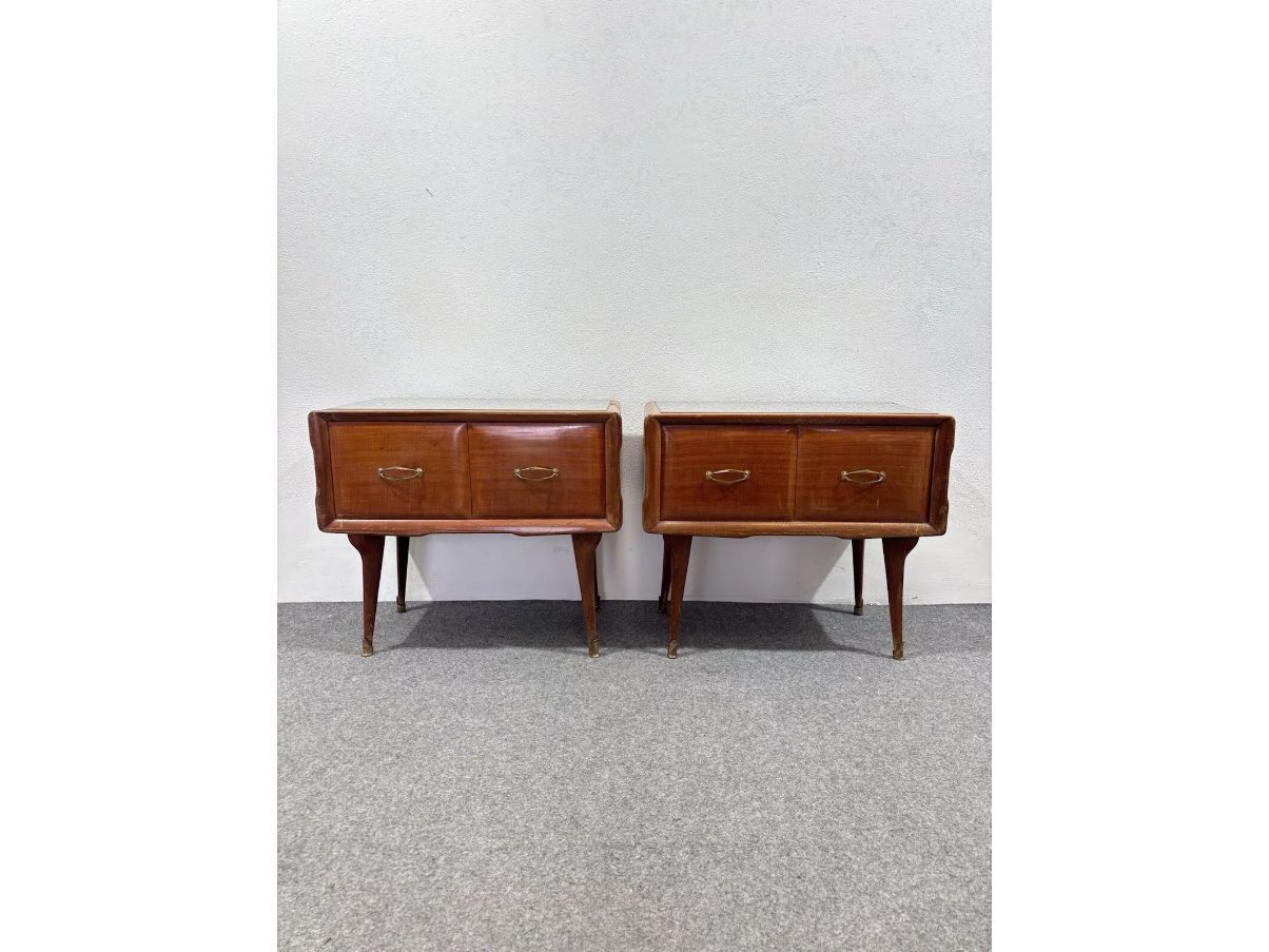 Coppia di comodini in legno e vetro (anni '50),  Front