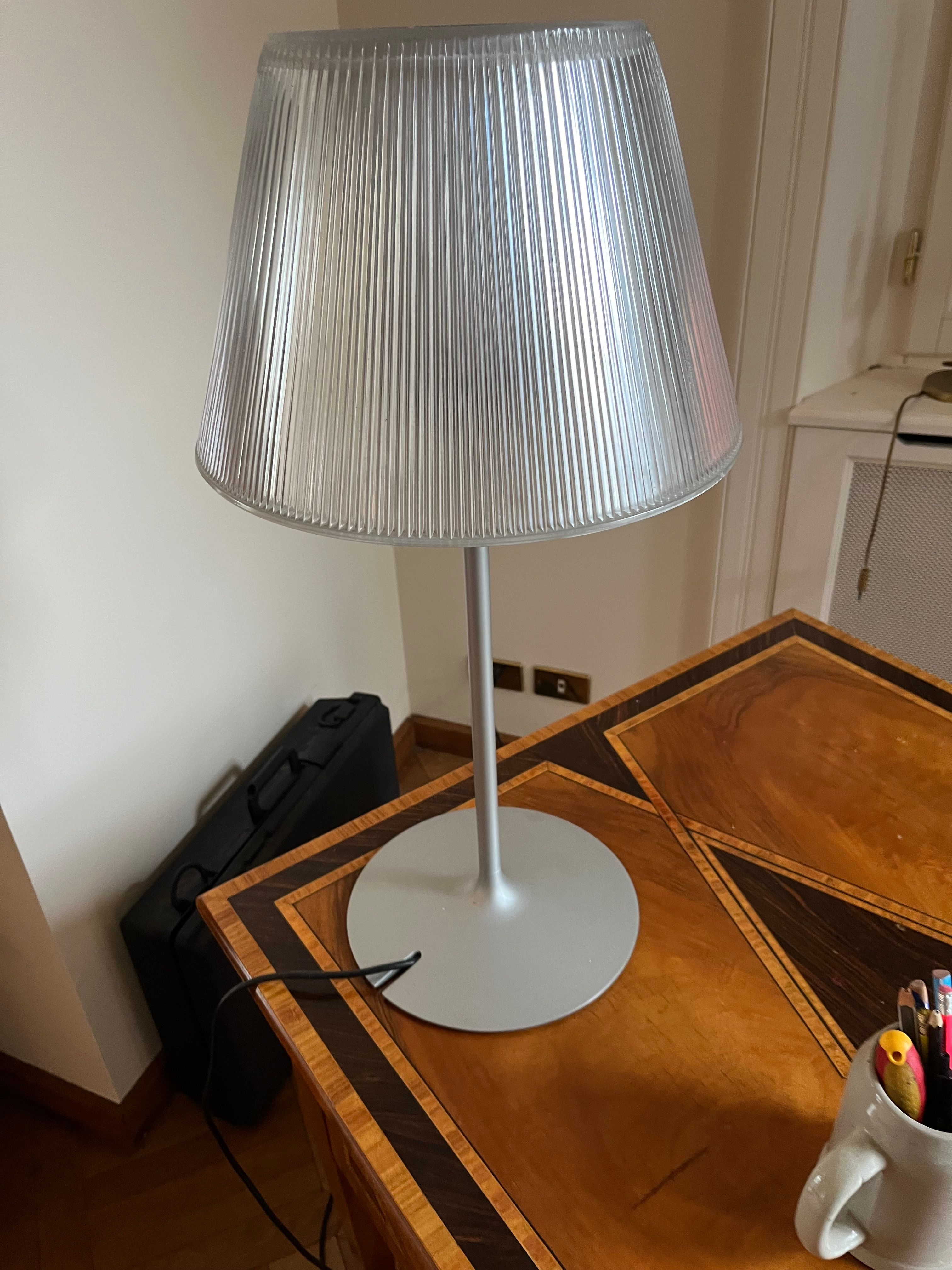 Lampada da tavolo Romeo Moon T1 di Philippe Starck Main