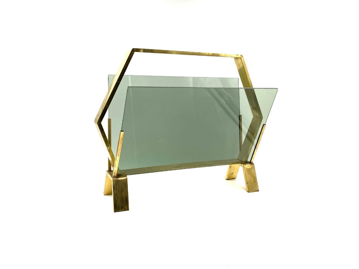 Vintage magazine rack in brass and smoked glass (1970s), 6