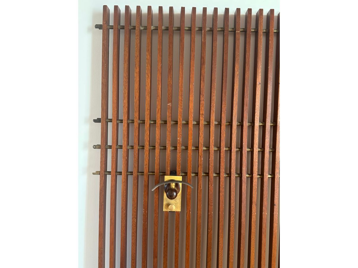 Appendiabiti in legno e ottone anni '60 Details