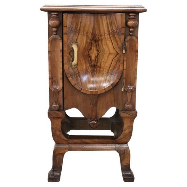 Art Deco bedside table in walnut root, image