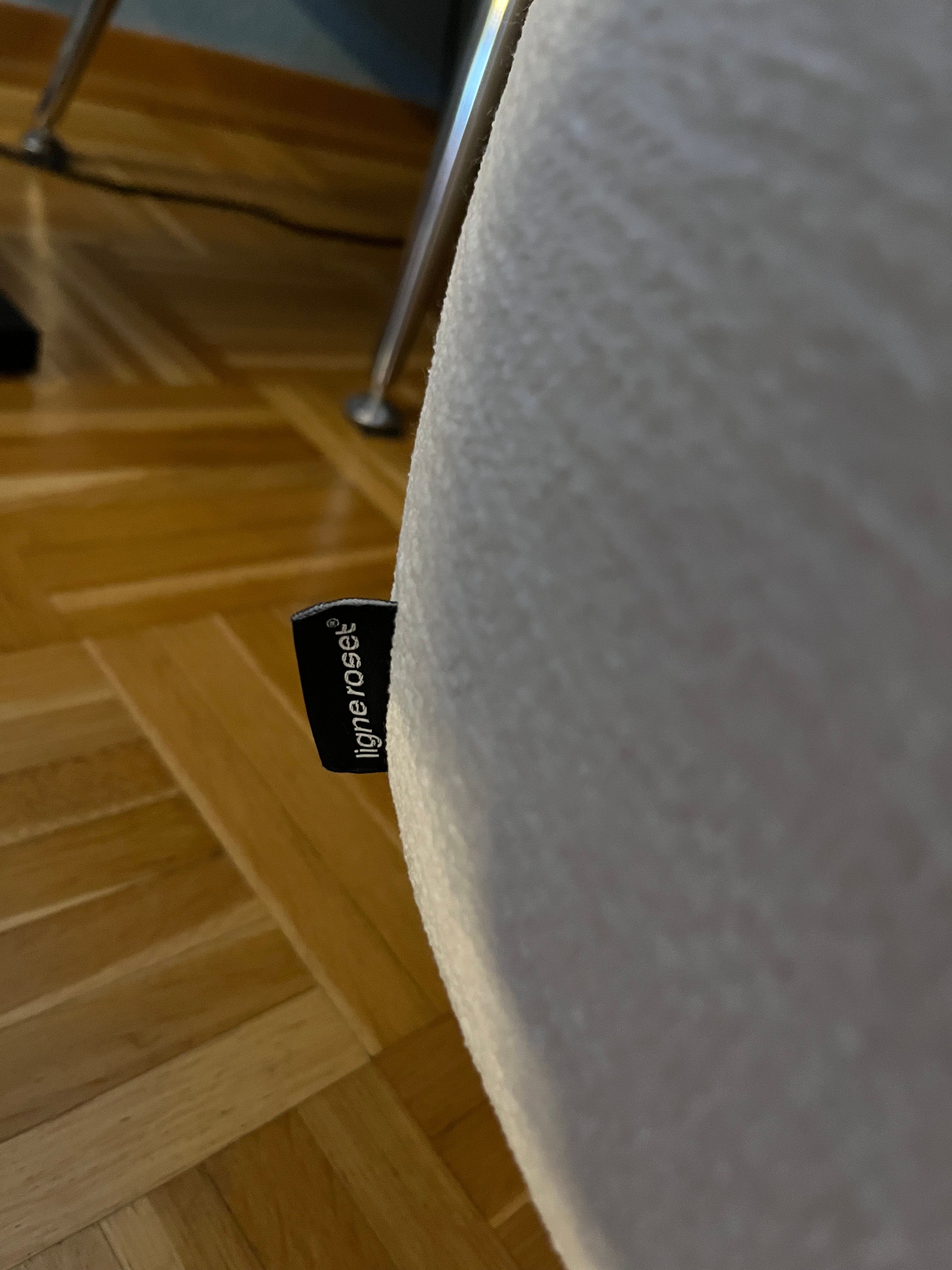 Divano 2 posti Telen B2 in tessuto crema 1