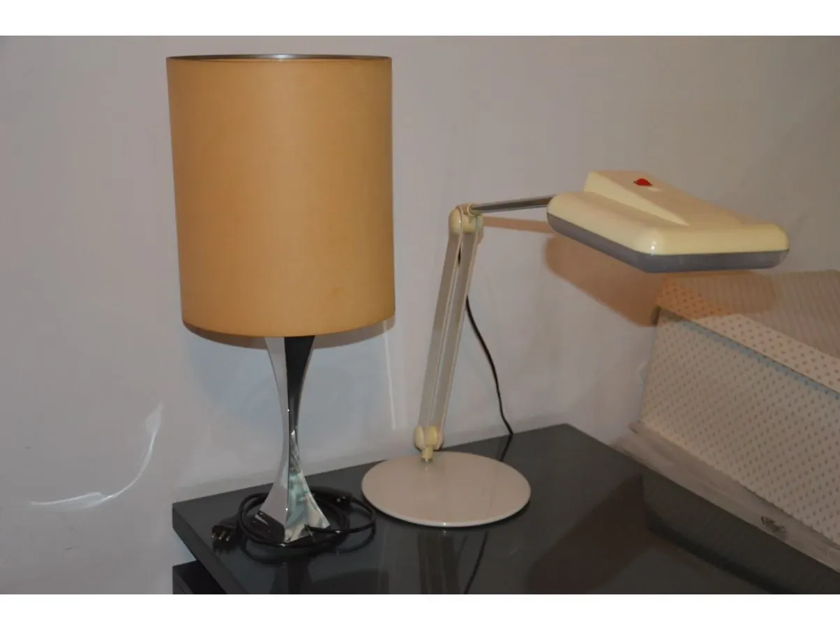 Lampada da tavolo Piramide, High Society Arredamenti 3