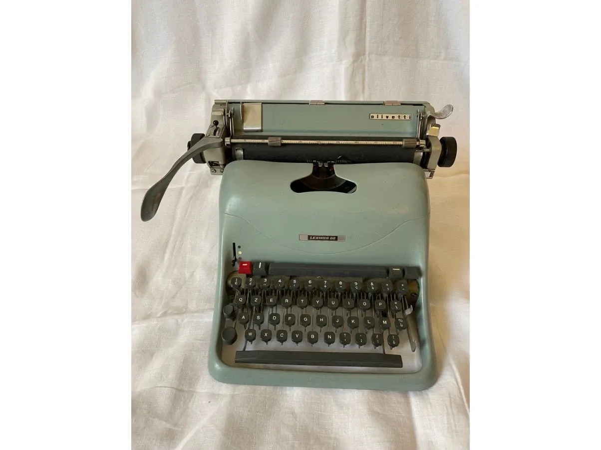 Macchina da scrivere Lexikon 80 vintage, Olivetti 2