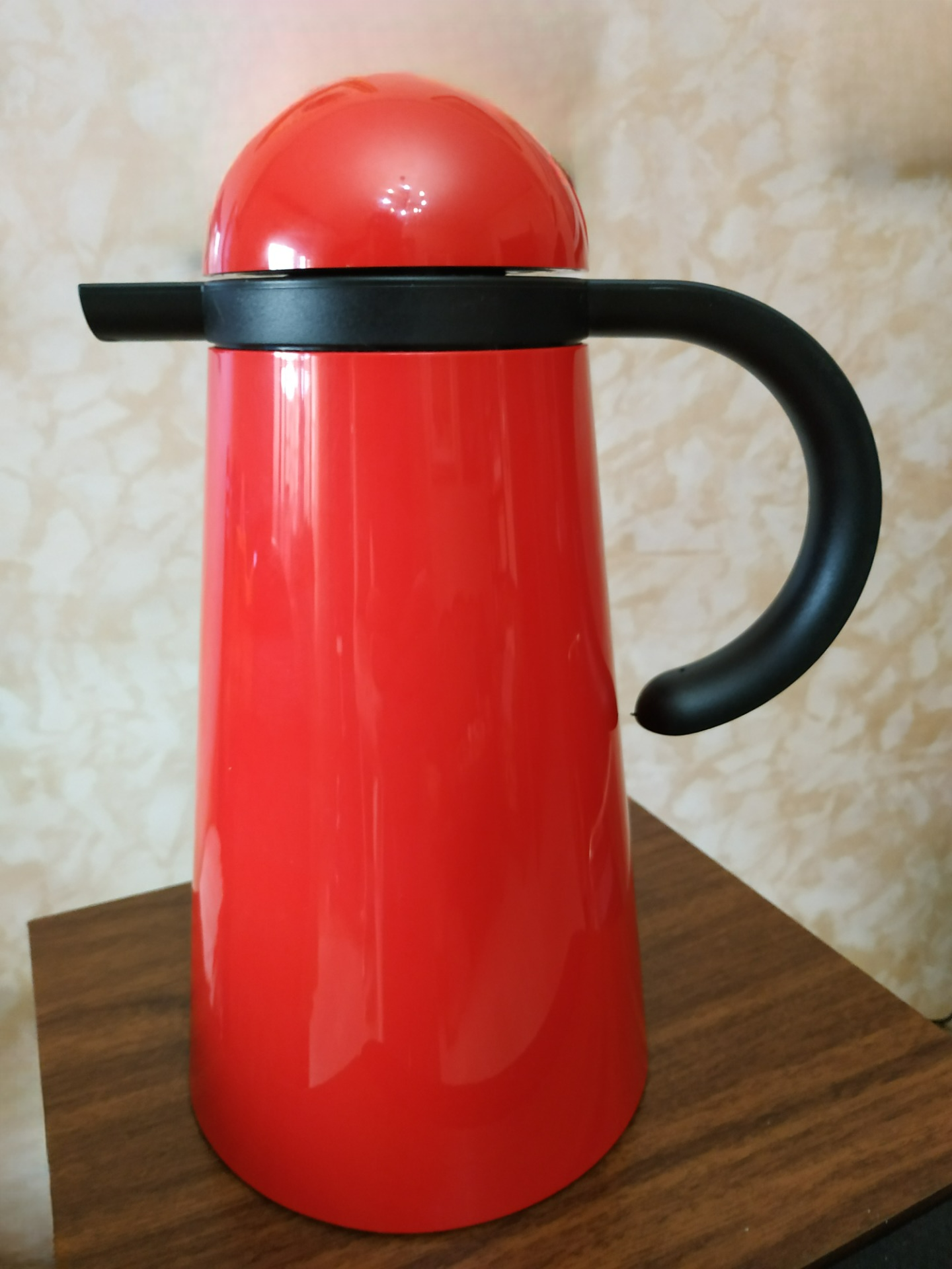 Vintage red thermal jug (1980s)