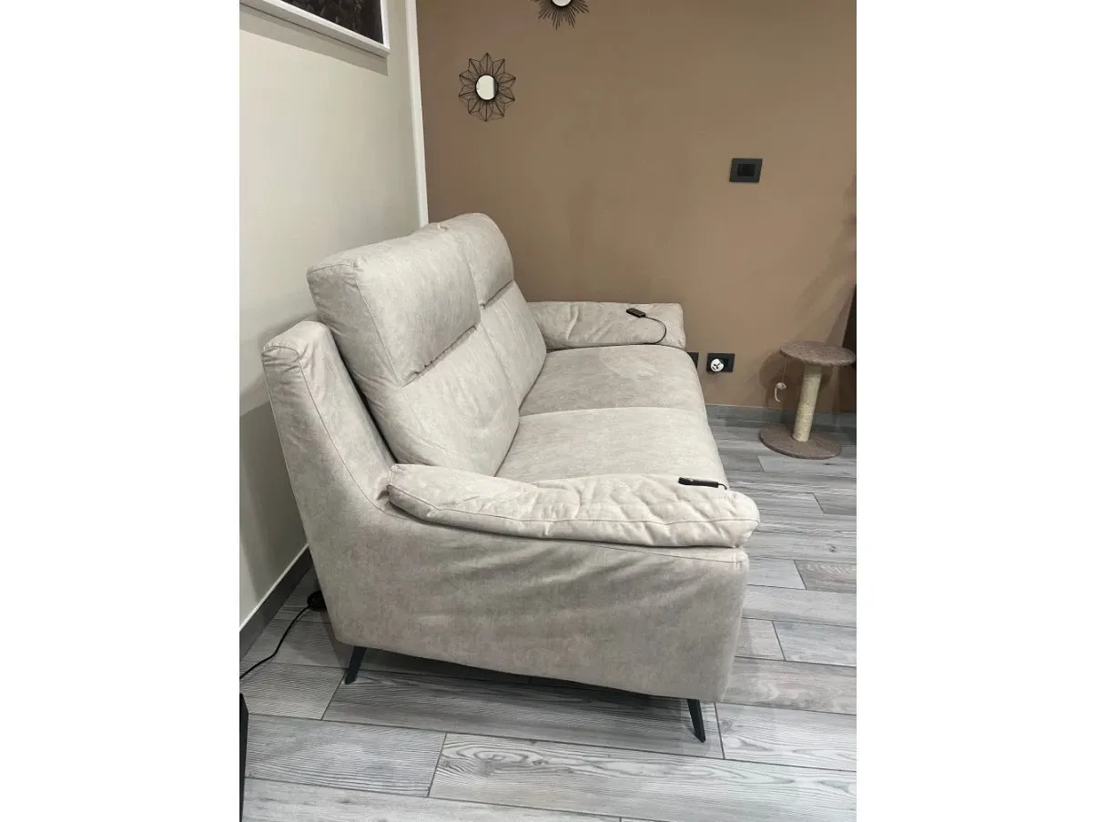 Divano 2 posti in tessuto 3