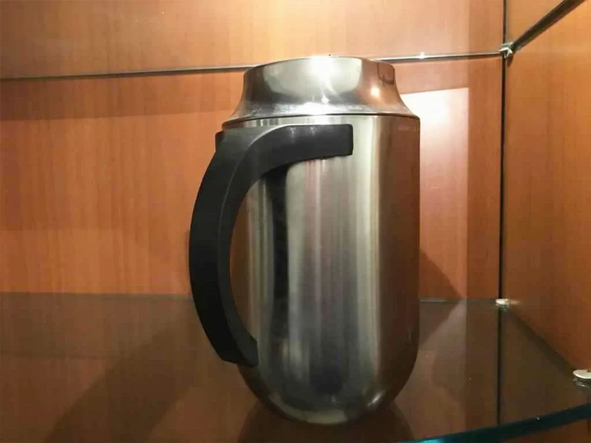 Caraffa termica Divitral in acciaio inox, Alessi 3