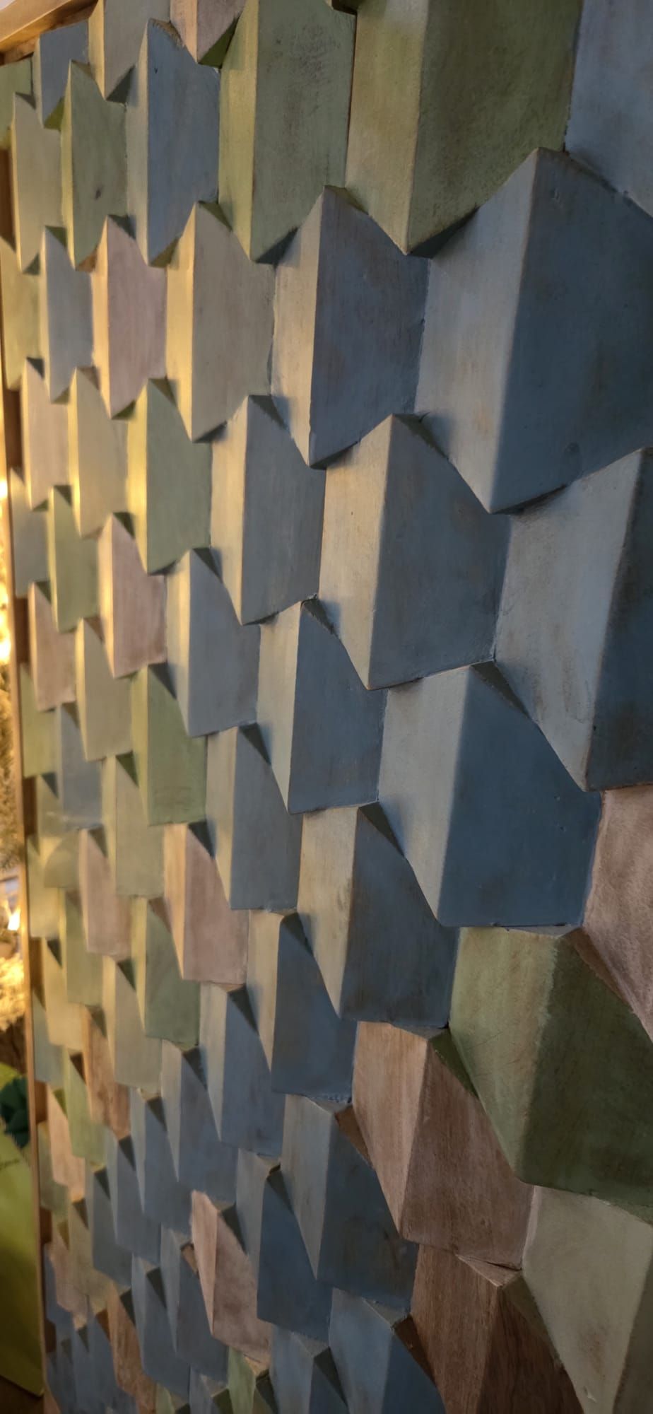 Aparador de madera maciza de mango (multicolor) Details