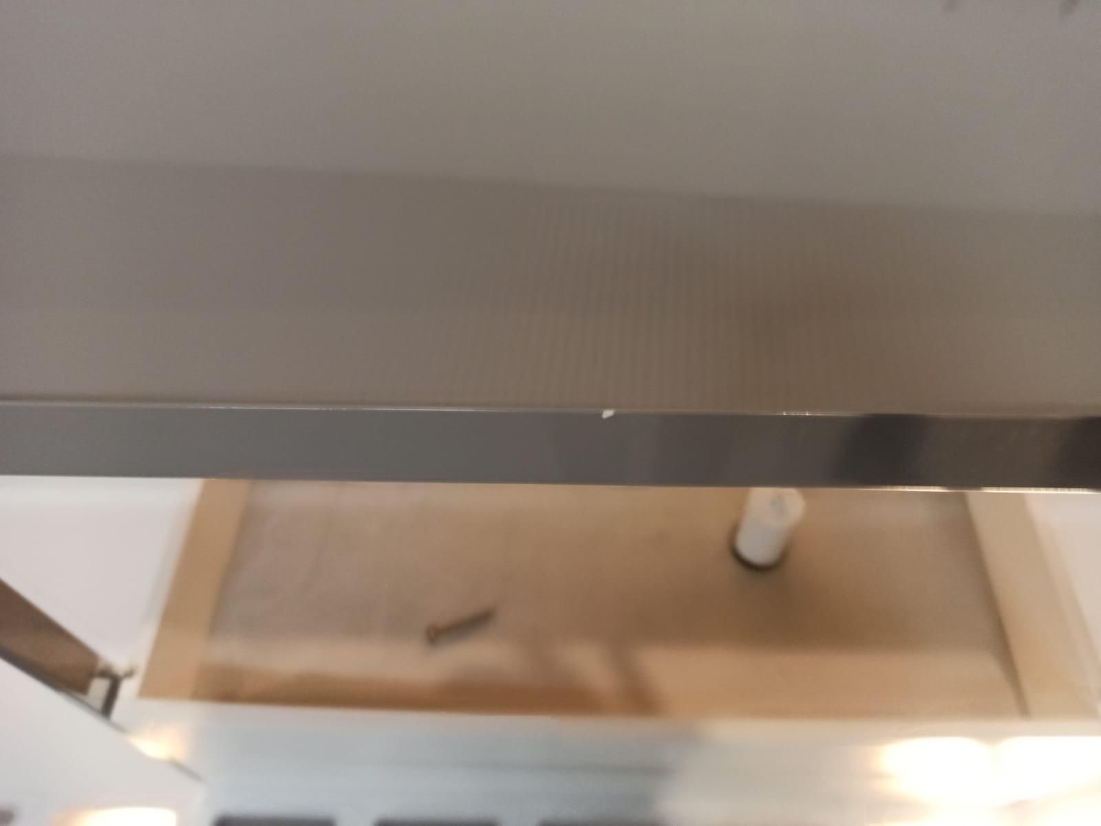 Madia Ludwig in acciaio e laccato con led di Lodovico Acerbis Details