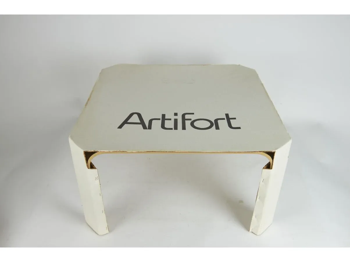 877 coffee table by Pierre Paulin 7