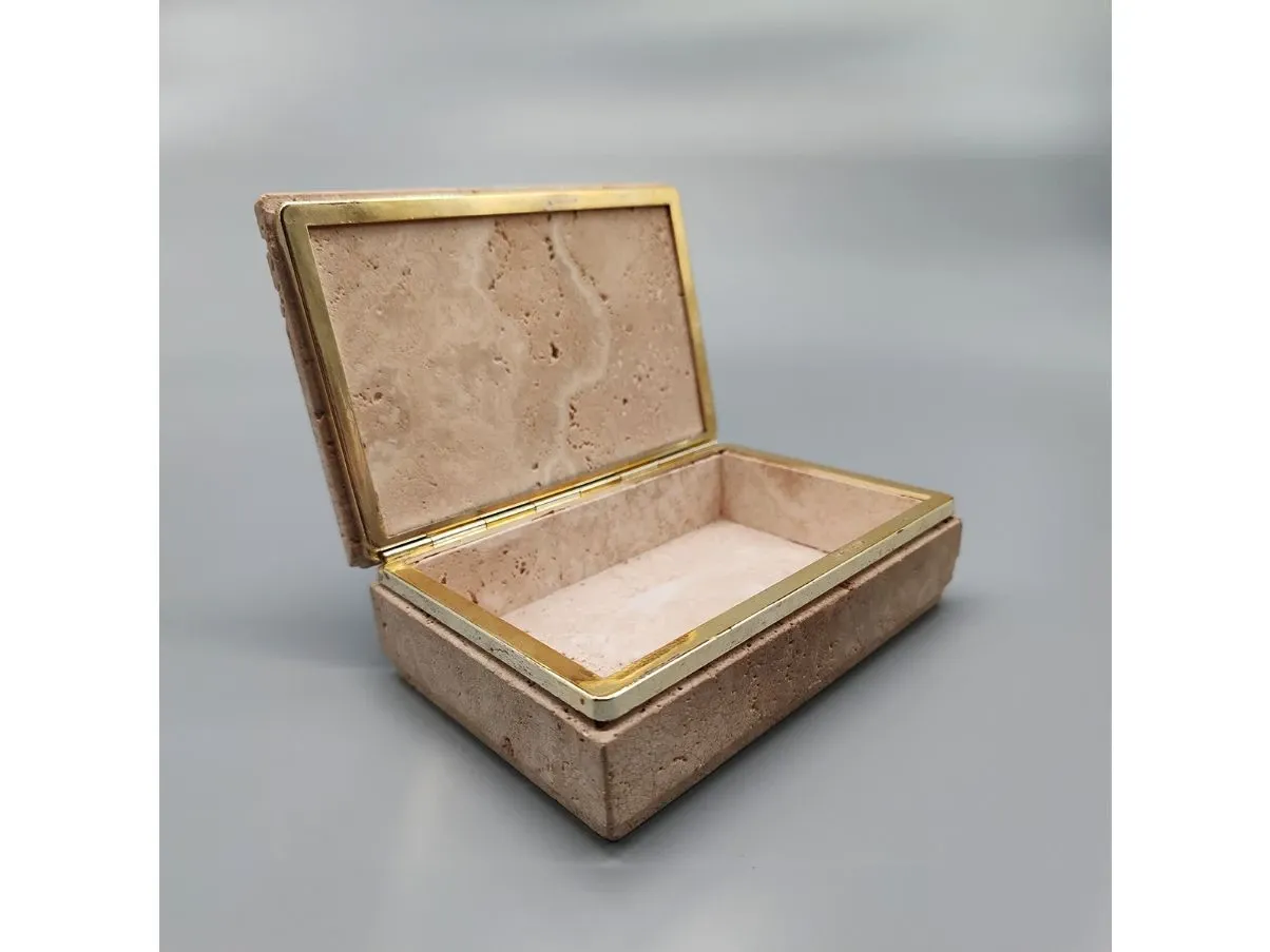 Travertine box by Enzo Mari, F.lli Mannelli 5