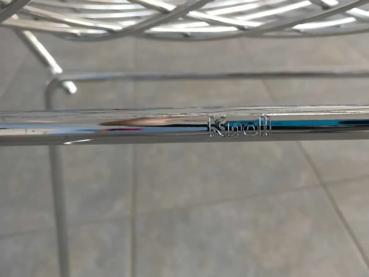 Diamond, Knoll 8