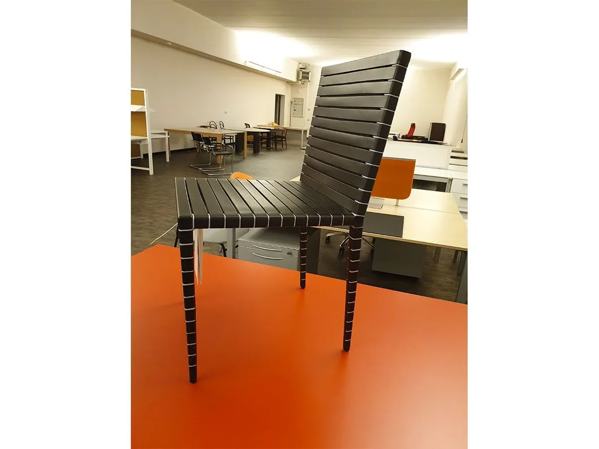 MM01 chair in aluminum and leather (black), Matteograssi 4
