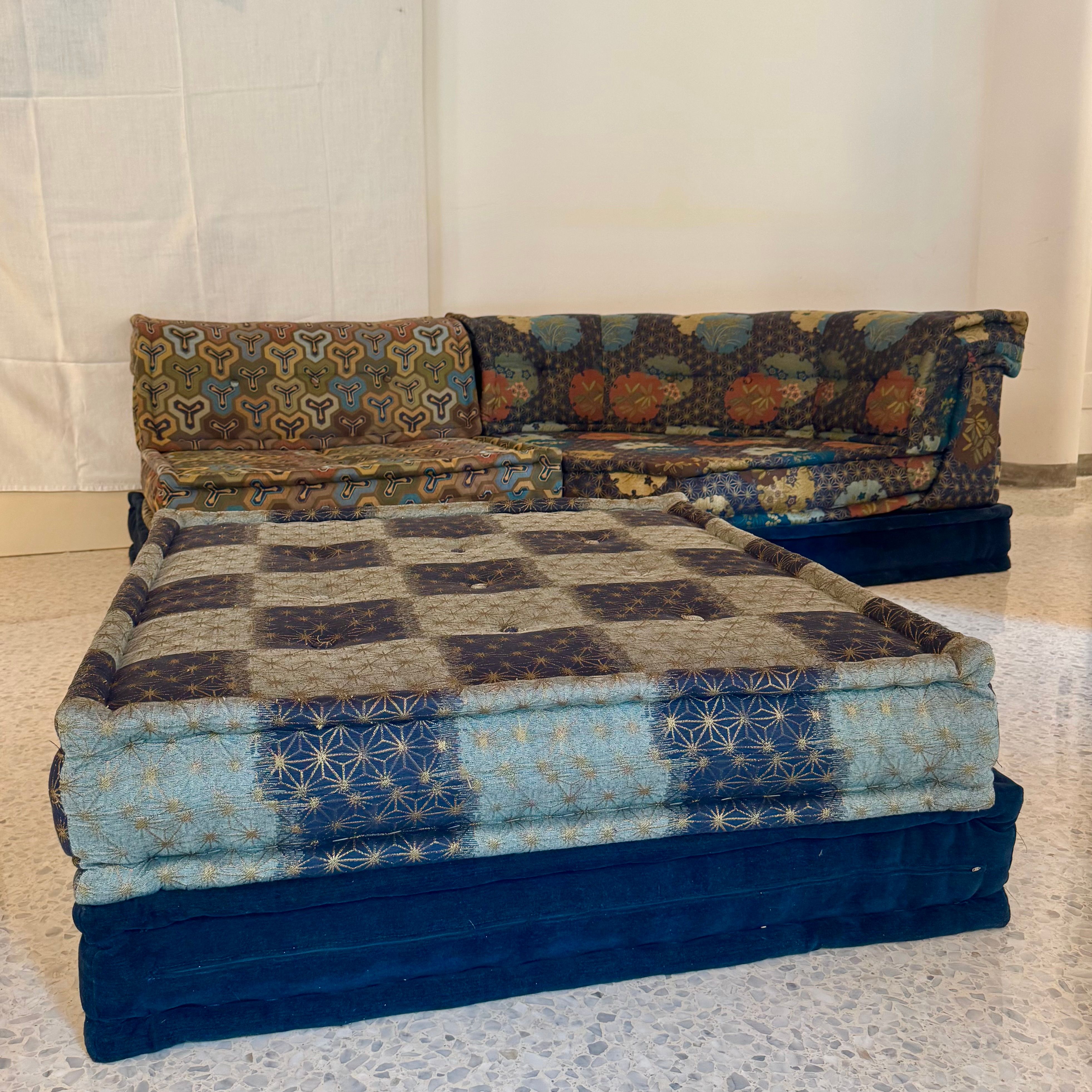 Modulares Sofa Mah Jong von Kenzo Takada Front