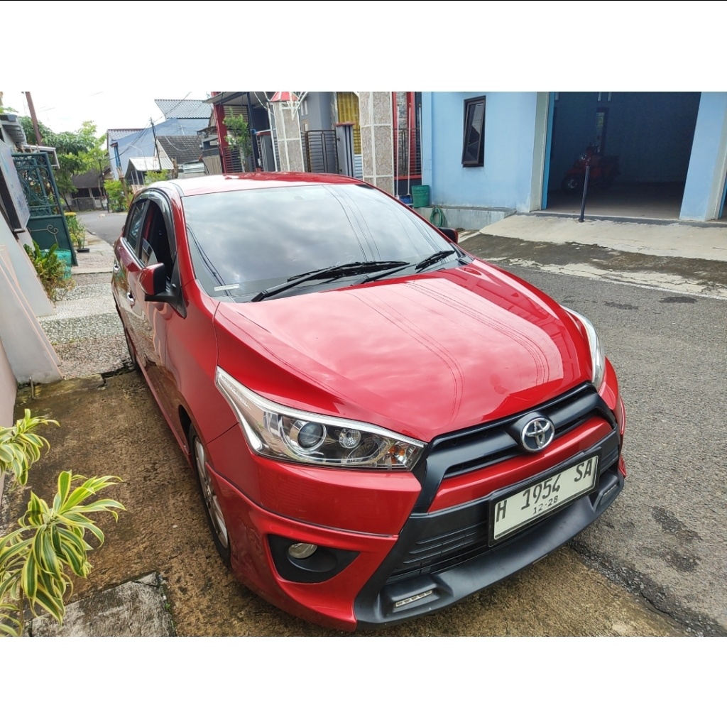 Sisi Depan Serong Kanan