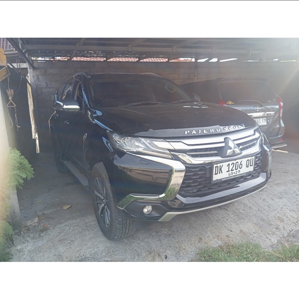 Sisi Depan Serong Kanan