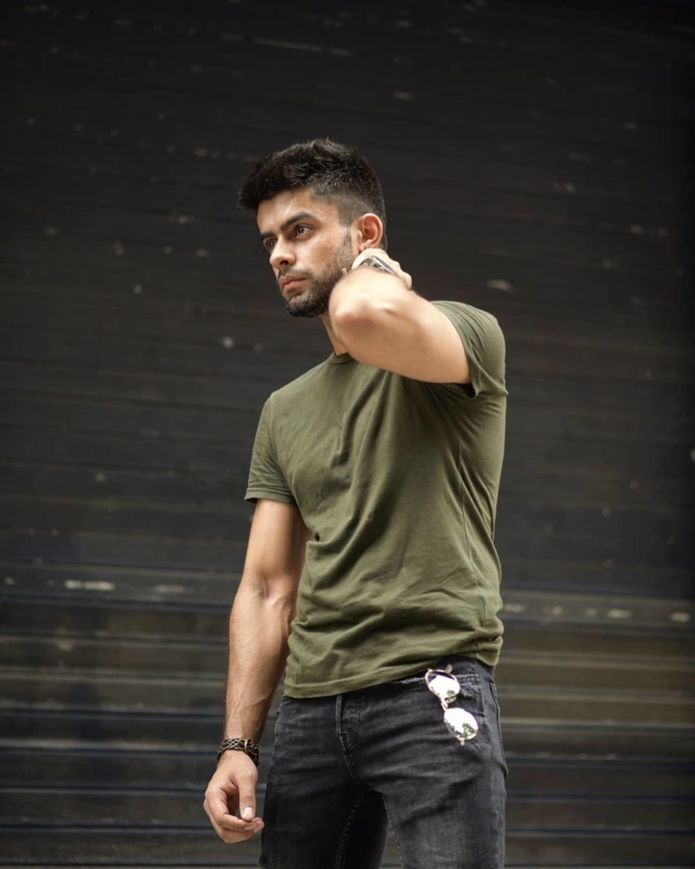 Mumbai's Popular Menswear Blogger, Vaibhav Keswani, Gives us The ...