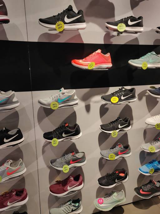 nike factory outlet chattarpur metro station