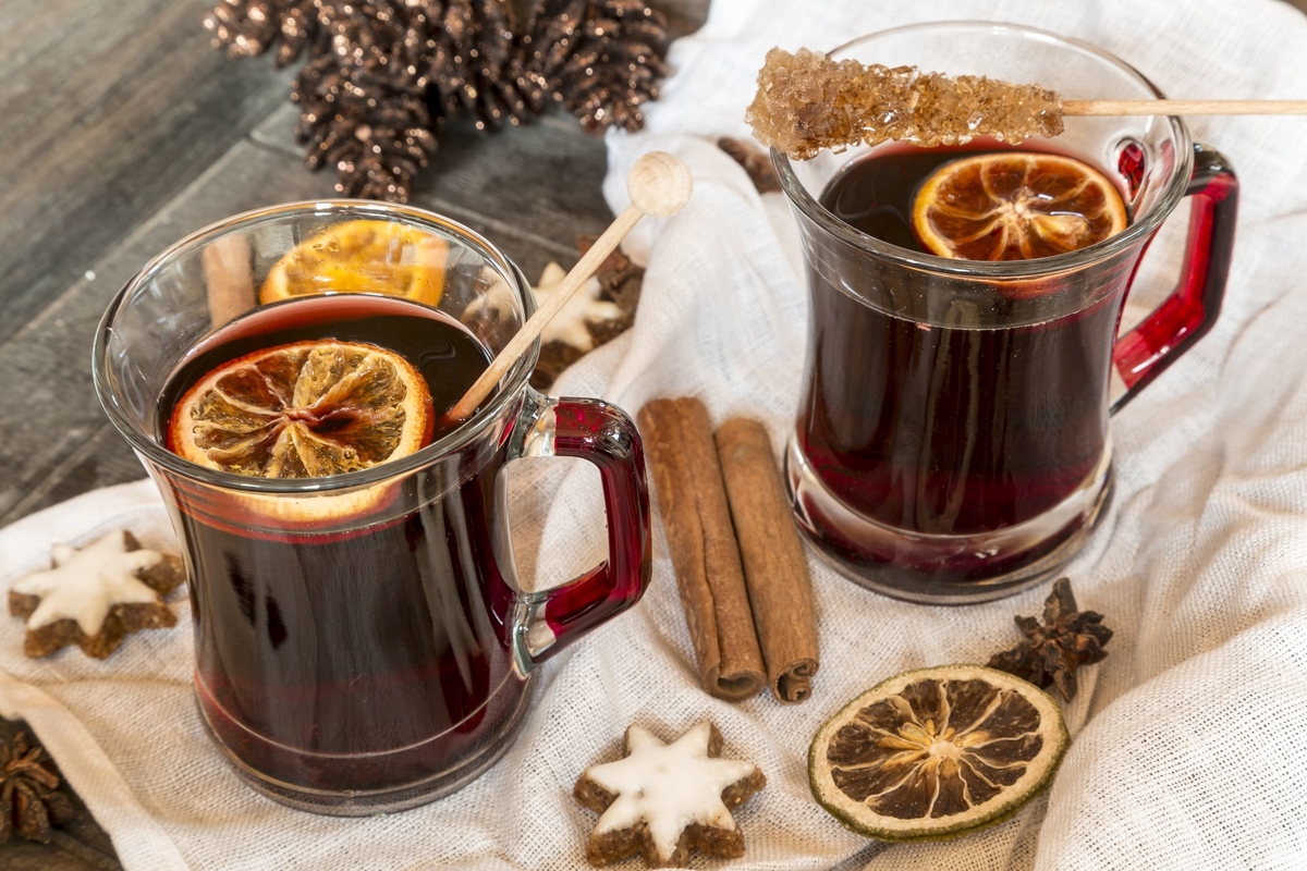 mulled wine19-12-06T181409.651