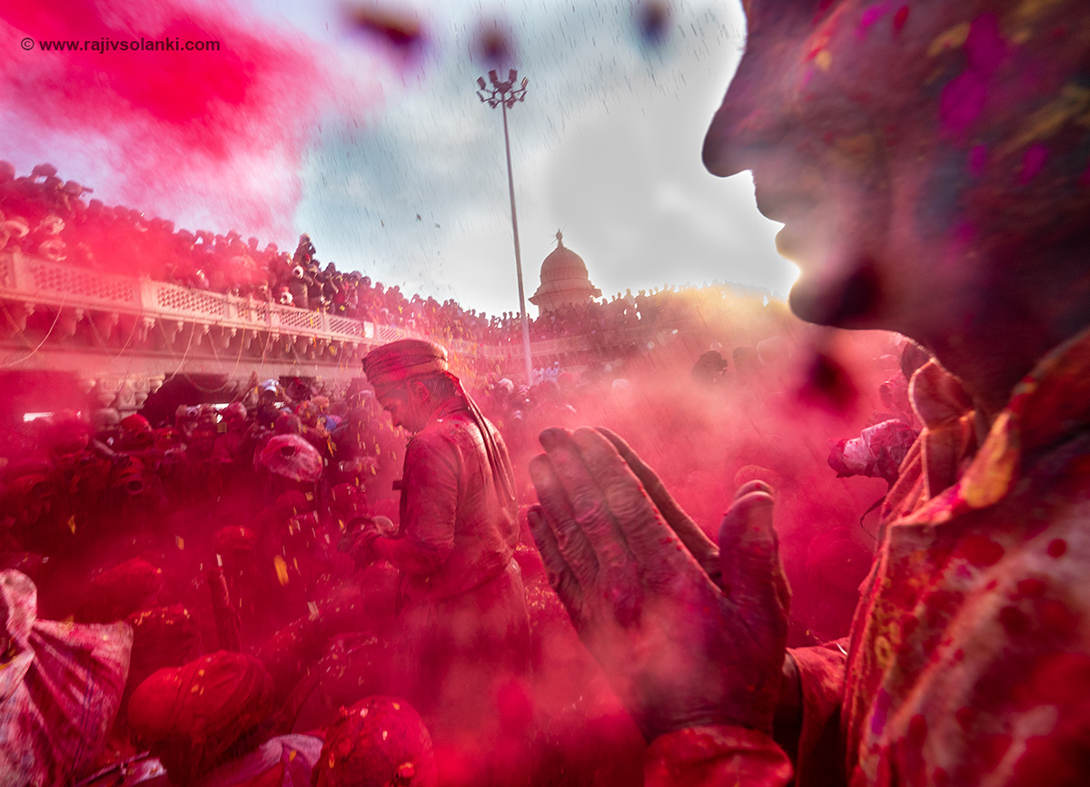 You Cant Miss Out On These 19 Stunning Holi Pictures Straight From