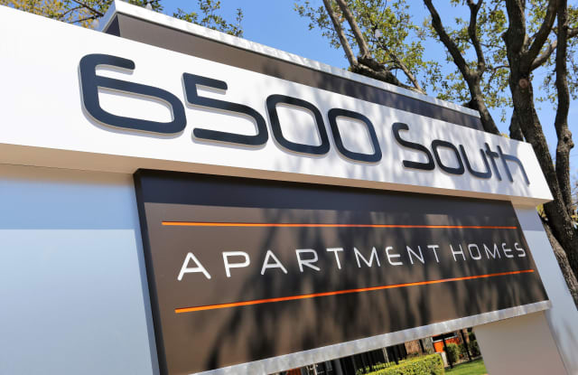 6500 South Apartment Dallas