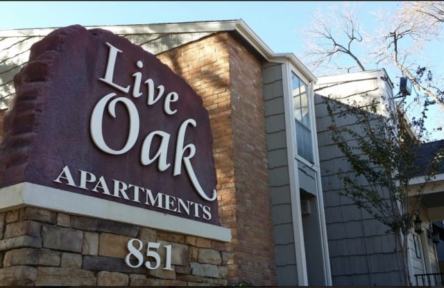 Live Oak Apartment Houston