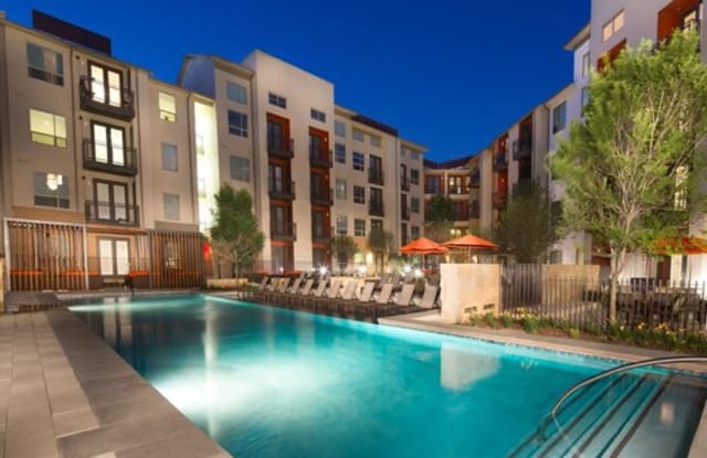 Midtown Commons at Crestview Station Apartment Austin